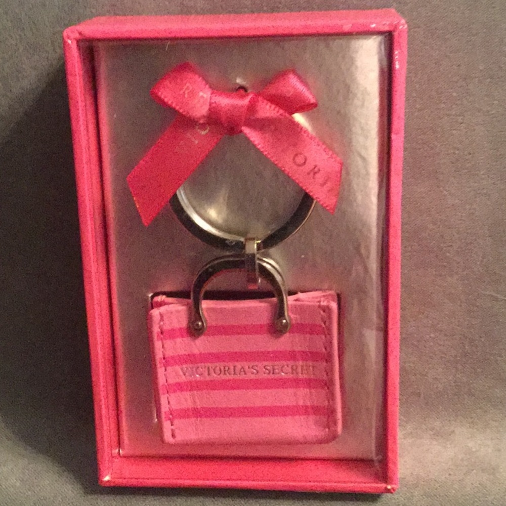 HTF Vintage Y2k Victoria’s Secret keychain